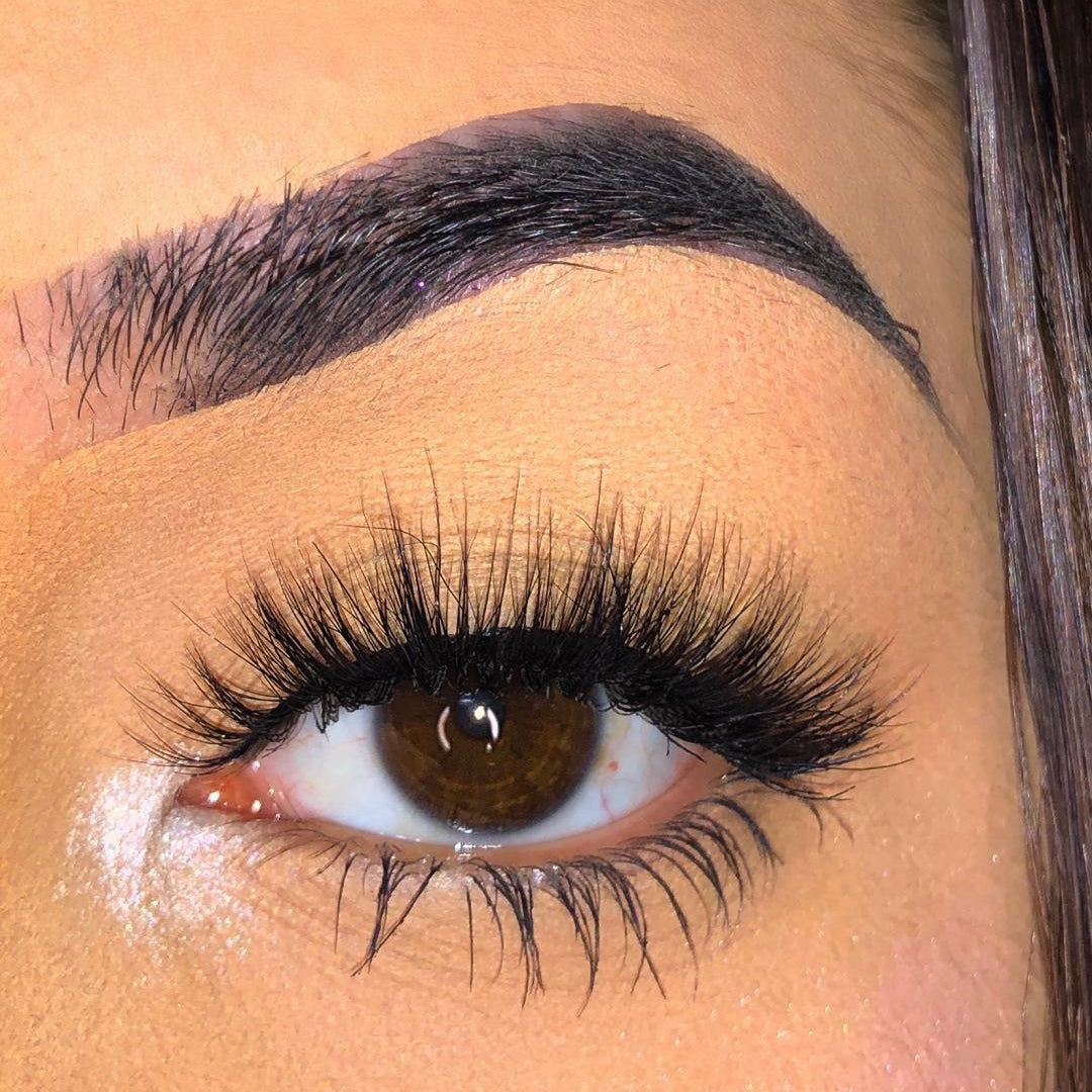 Jasmine-Medium Volume-Our 3D Mink Lashes in style “Jasmine” are a MUST HAVE. Grab a pair of "Jasmine" lashes to achieve a subtle, but “flirty” look. Whether it’s date night or a day out with the girls, these lashes are a staple to your beauty collection. They give you the perfect volume and suite most eye shapes. The longer hairs in the center create a beautiful effect to help bring out your eyes more. Also available in our "Best Sellers (3-Pack)" Description: Handmade, Cruelty-Free, Wear up to