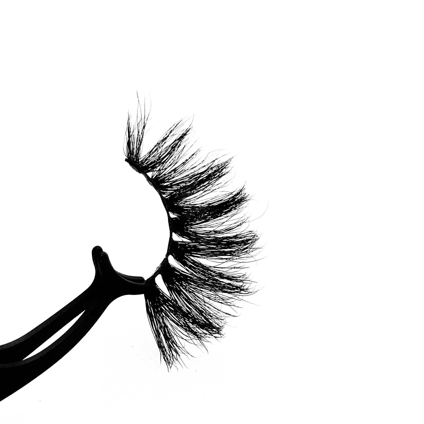 Babydoll-Mega Volume-Our “Babydoll” 5D mink lashes are 25mm long!!! The bigger the better right? Take your look/style to the next level with these dramatic lashes. Super fluffy, soft, and lightweight. Also available in our "Pretty Gal (3-Pack)." Try our "Indespoiled" lashes for a shorter look! Description Handmade, Cruelty-Free, Wear up to 30x Material:100% Mink Band: Black Cotton Band Volume: Mega Volume Style: Wispy, X-Long, Dramatic, Glam, Cat-eye To Use: Measure and size your lashes by placi