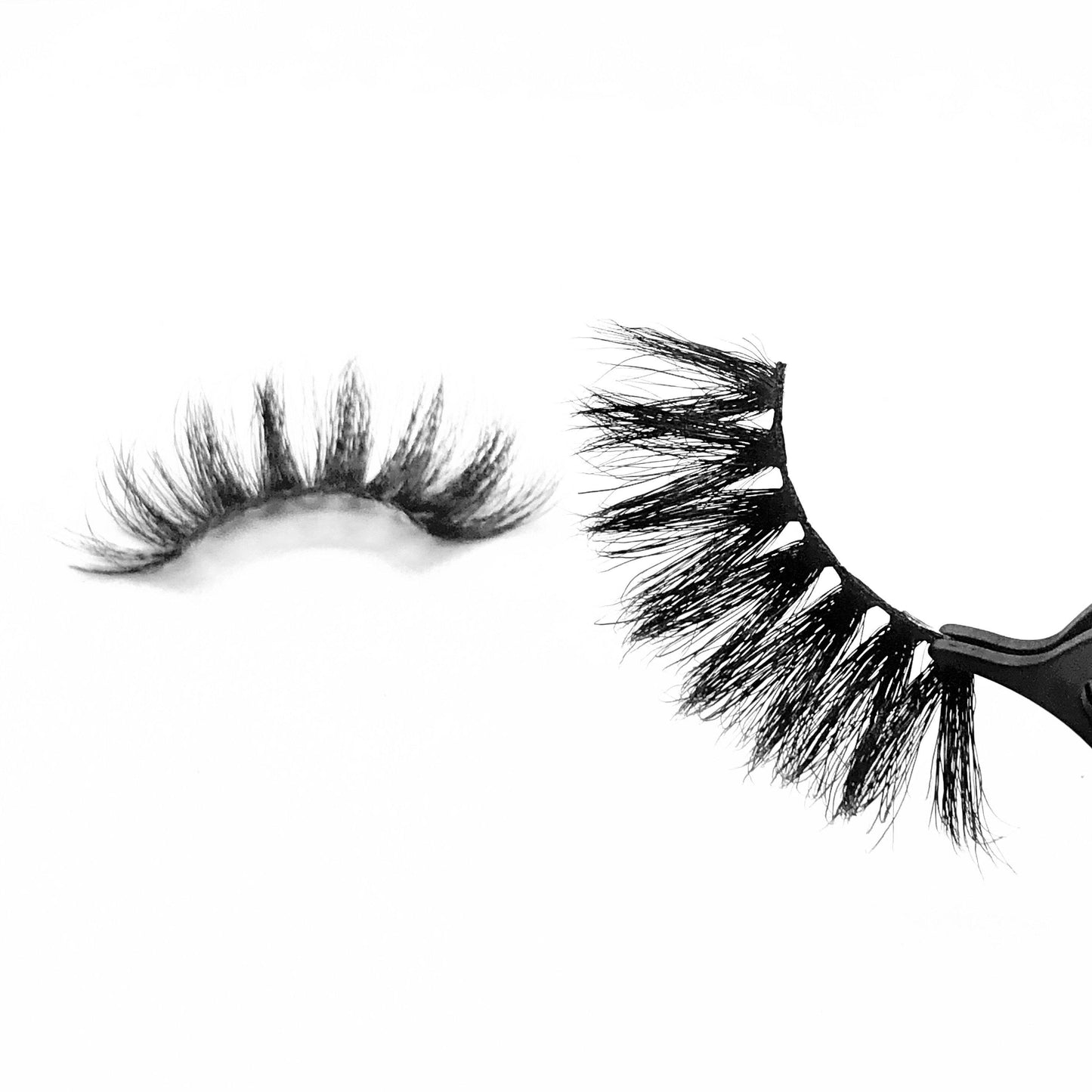 Babydoll-Mega Volume-Our “Babydoll” 5D mink lashes are 25mm long!!! The bigger the better right? Take your look/style to the next level with these dramatic lashes. Super fluffy, soft, and lightweight. Also available in our "Pretty Gal (3-Pack)." Try our "Indespoiled" lashes for a shorter look! Description Handmade, Cruelty-Free, Wear up to 30x Material:100% Mink Band: Black Cotton Band Volume: Mega Volume Style: Wispy, X-Long, Dramatic, Glam, Cat-eye To Use: Measure and size your lashes by placi