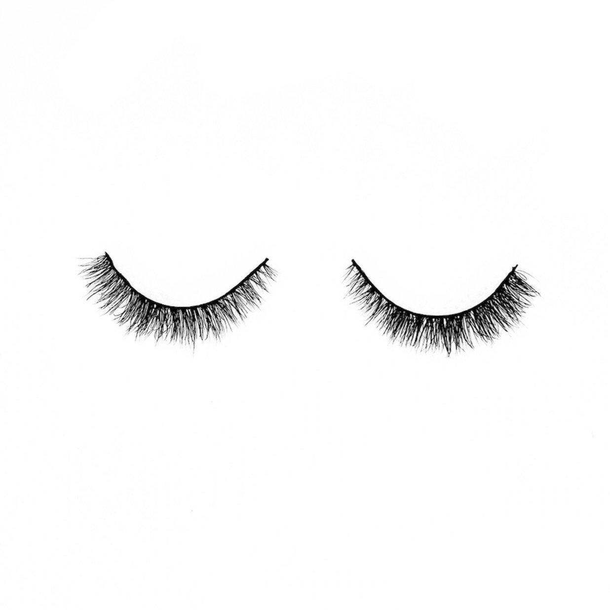 Mocha-Medium Volume-“Mocha” is perfect if you’re looking for short length lashes without compromising a little volume. Our “Mocha” lashes were designed for our ladies that wear glasses. Their short length blends perfectly with your natural lashes and has added length to the outer corners for a cute cat-eye look. Also perfect for ladies that are looking to enhance their short natural lashes with a little more volume and curl. Description Handmade, Cruelty-Free, Wear up to 30x Material: 100% Mink 