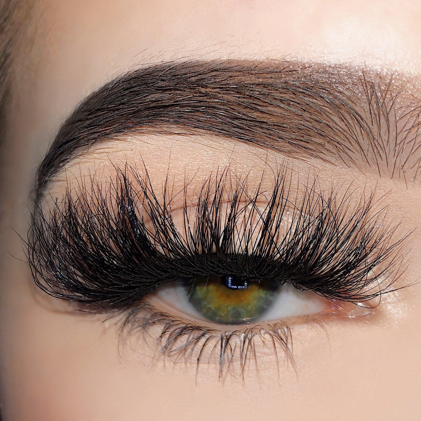 Indespoiled-High Volume-"Indespoiled" is the combination of independent and spoiled. These lashes are inspired by our ladies that get their own bag, but love to be spoiled too! Our "Indespoiled" lashes are everything and then some. The unique design of these lashes makes them super cute and fun to wear. Also available in our "Boss Up (3-Pack)." Try our 25mm "Babydoll" lashes for a longer look! Description Handmade, Cruelty-Free, Wear up to 30x Material: 100% Mink Band: Thin, Black Cotton Band Vo